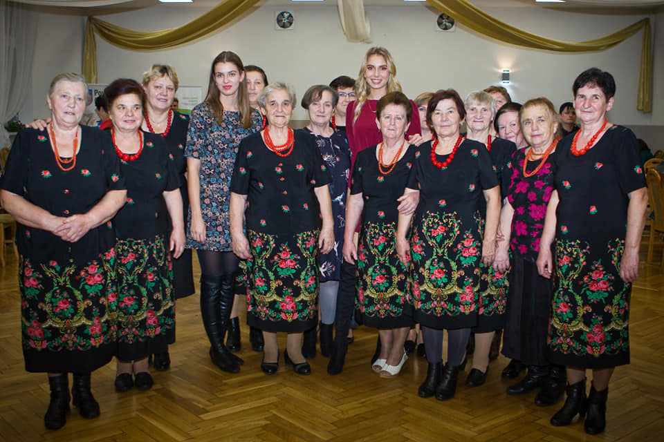 https://pl-pl.facebook.com/fudacja.barka/